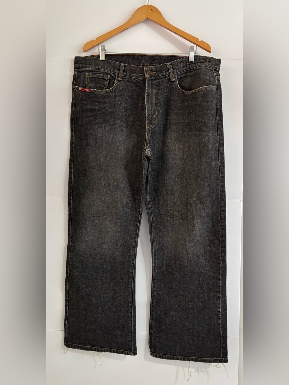 Vintage Guess Jeans Yesh Men’s 38x32 Dark Wash Denim Jeans Y2K Relaxed Fit